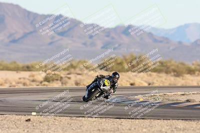 media/Dec-07-2025-CVMA (Sun) [[3e7d2de5dc]]/Race 17-Amateur Formula Middleweight/